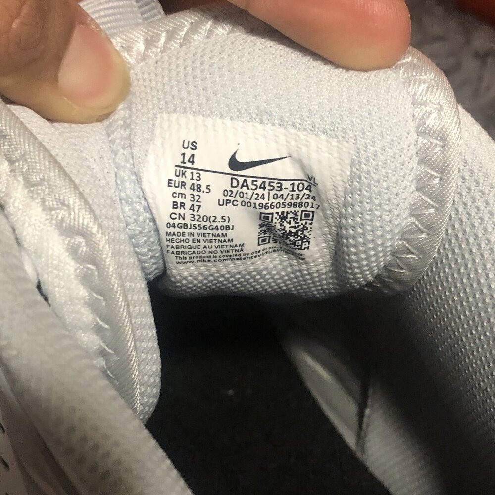 Nike Football Cleats Lineman Force Savage Pro 3 White DA5453-104 Men's Size 14 - Picture 4 of 6
